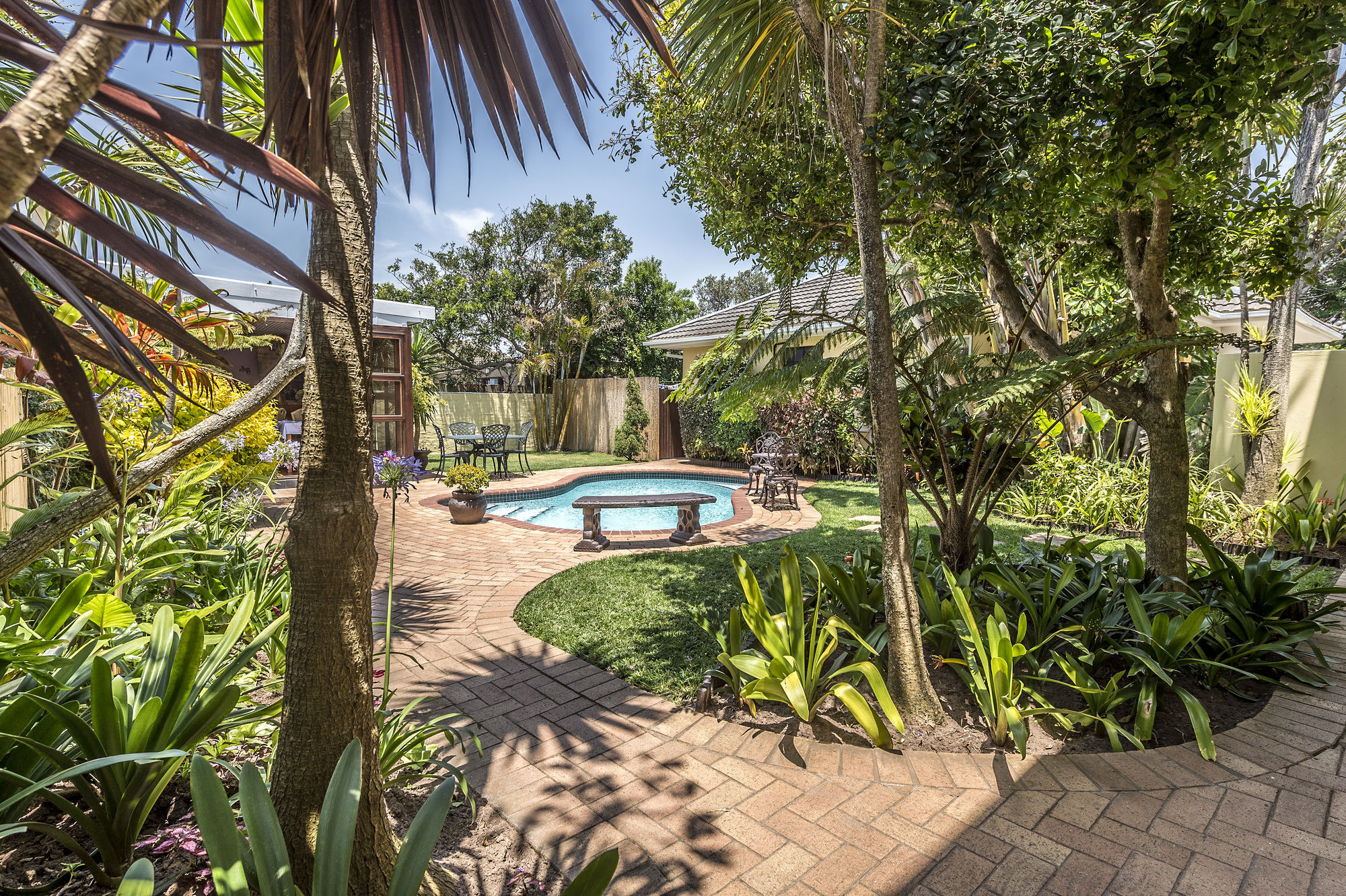 Algoa Guest House Summerstrand Port Elizabeth Exterior photo